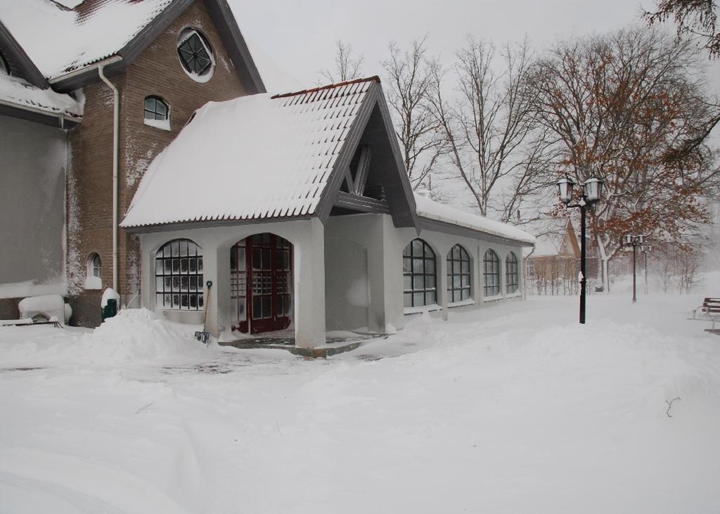 Hotell De Tolly Tõrve Exteriér fotografie